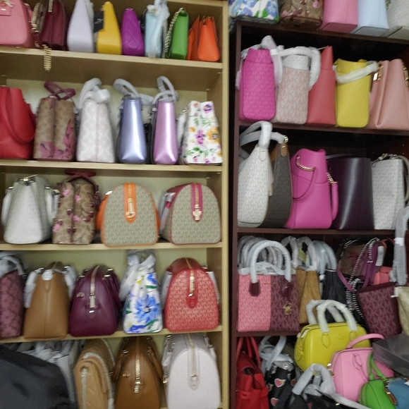 LIVE SHOW FLYER - Picture 2 of 8